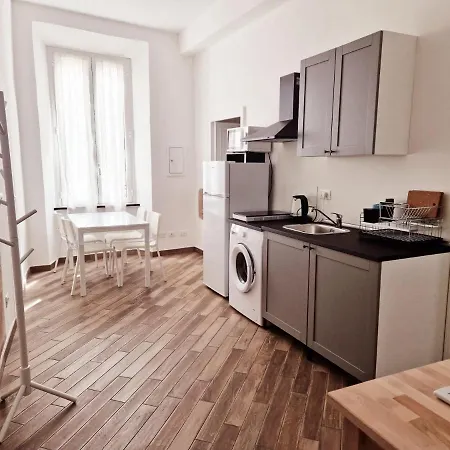 Mezzora - Finalborgo Apartament