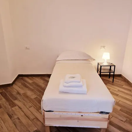 Mezzora - Finalborgo Apartament