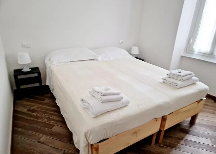 Mezzora - Finalborgo Διαμέρισμα