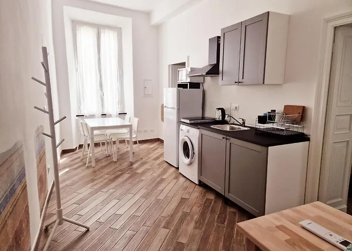 Mezzora - Finalborgo דירה